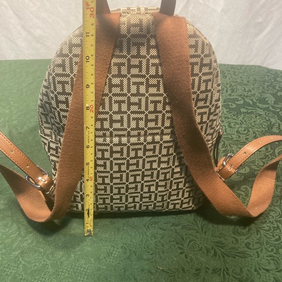 TOMMY HILFIGER BACK PACK ADJUSTABLE STRAPS - Picture 5 of 13